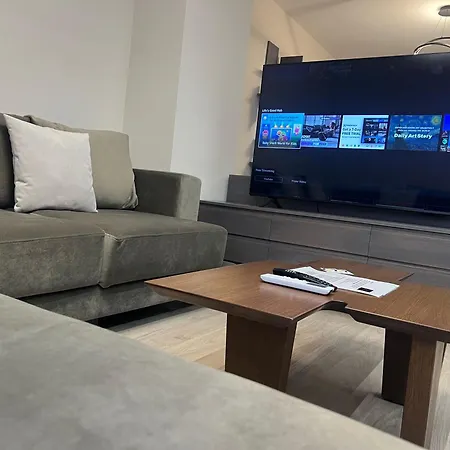 Bookmore Daily * 地拉那